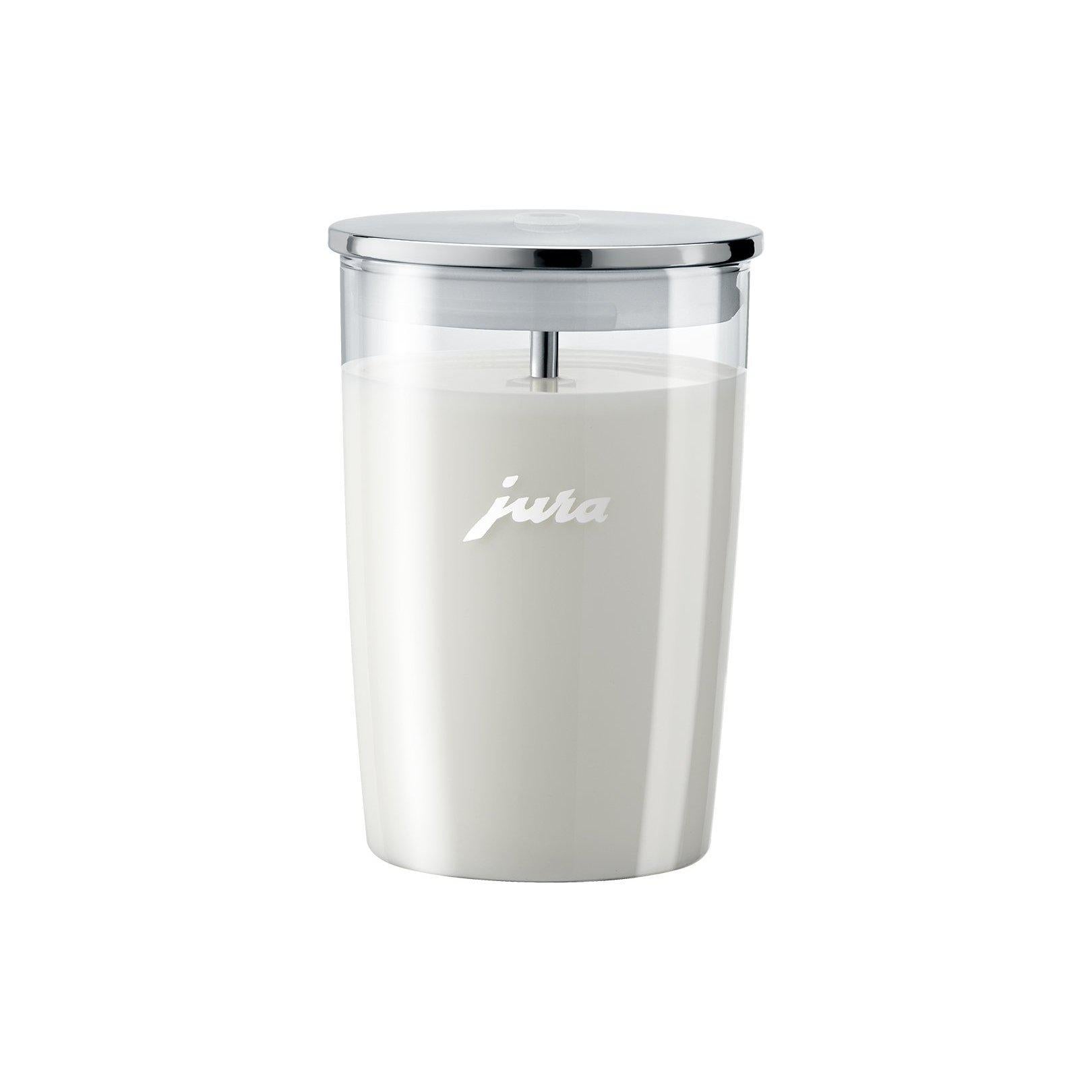 Jura_Glass_Milk_Container_0.6L_Front_View_with_Milk_Canada_5e8e5ba2-d299-4d91-a24e-c0a204b47d55-1